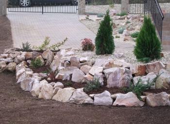 Sziklakert_-_es_tamfal_epites_3