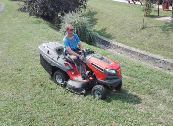 Kert és parkgondozás